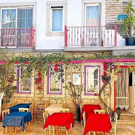 Pervin Hanim Konagi Otel 2*
