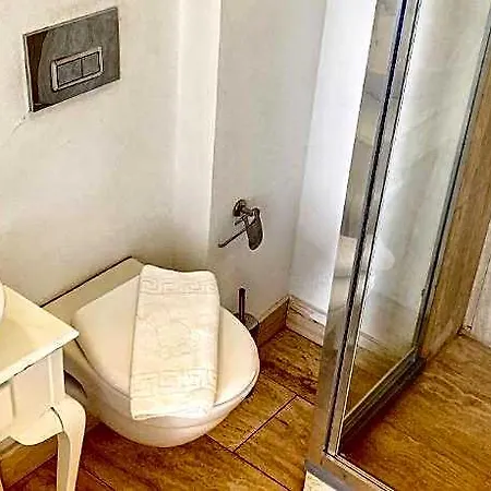 Otel Pervin Hanim Konagi